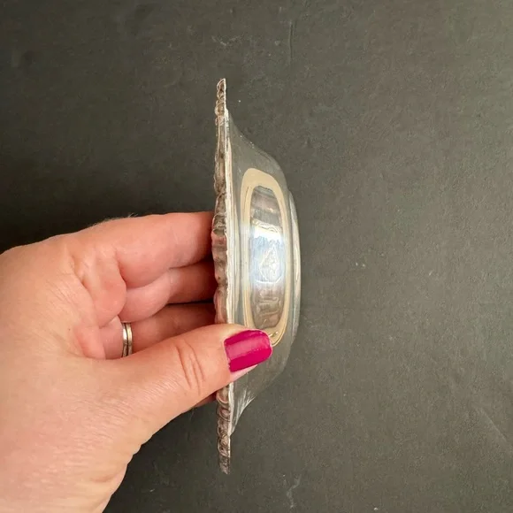 Vintage Sheridan Taunton Silversmiths LTD 8 Inch Candy/Nut Dish Bowl - Picture 9 of 9